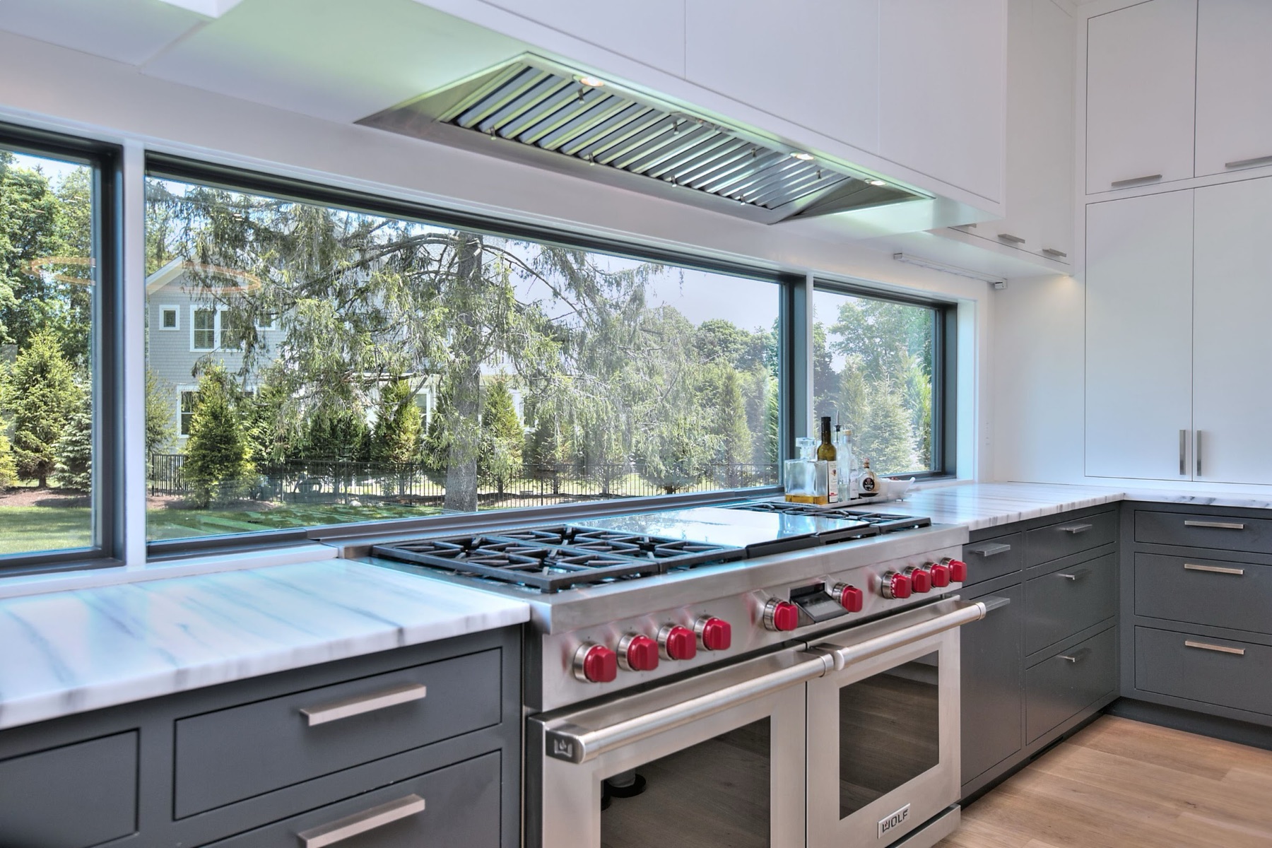 Range under a wide window
